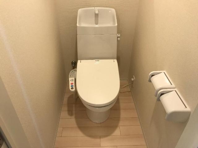 トイレ　シャワー付トイレ
