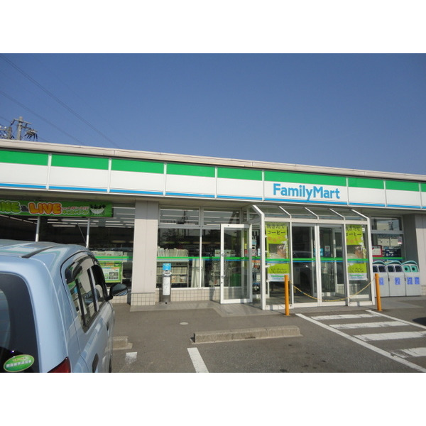 コンビニ　ファミリーマート富山萩原店（コンビニ）まで450m