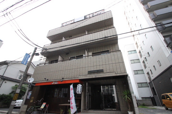クレセント小町の外観写真