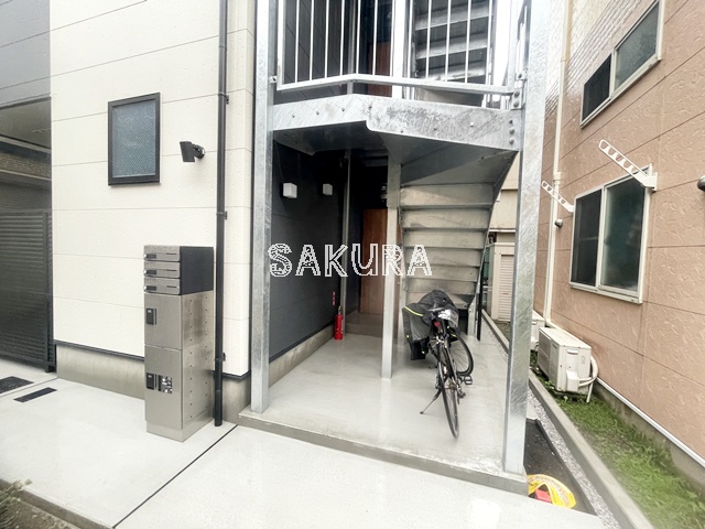 エントランス　管理の行き届いたエントランスです♪