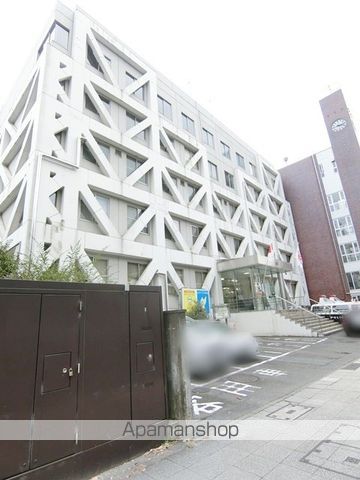 ブルーライン 伊勢佐木長者町駅 徒歩5分 10階建 築16年の周辺写真