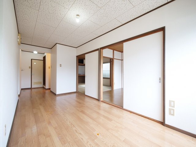 居室・リビング　※写真は別の部屋のものです。