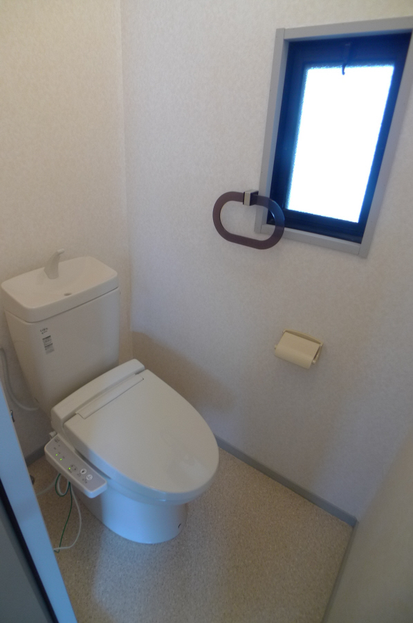 サンヴィレッジ美乃利B棟のトイレ写真