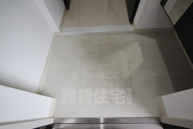 ＪＲ東西線 新福島駅 徒歩4分 9階建 築11年の玄関写真