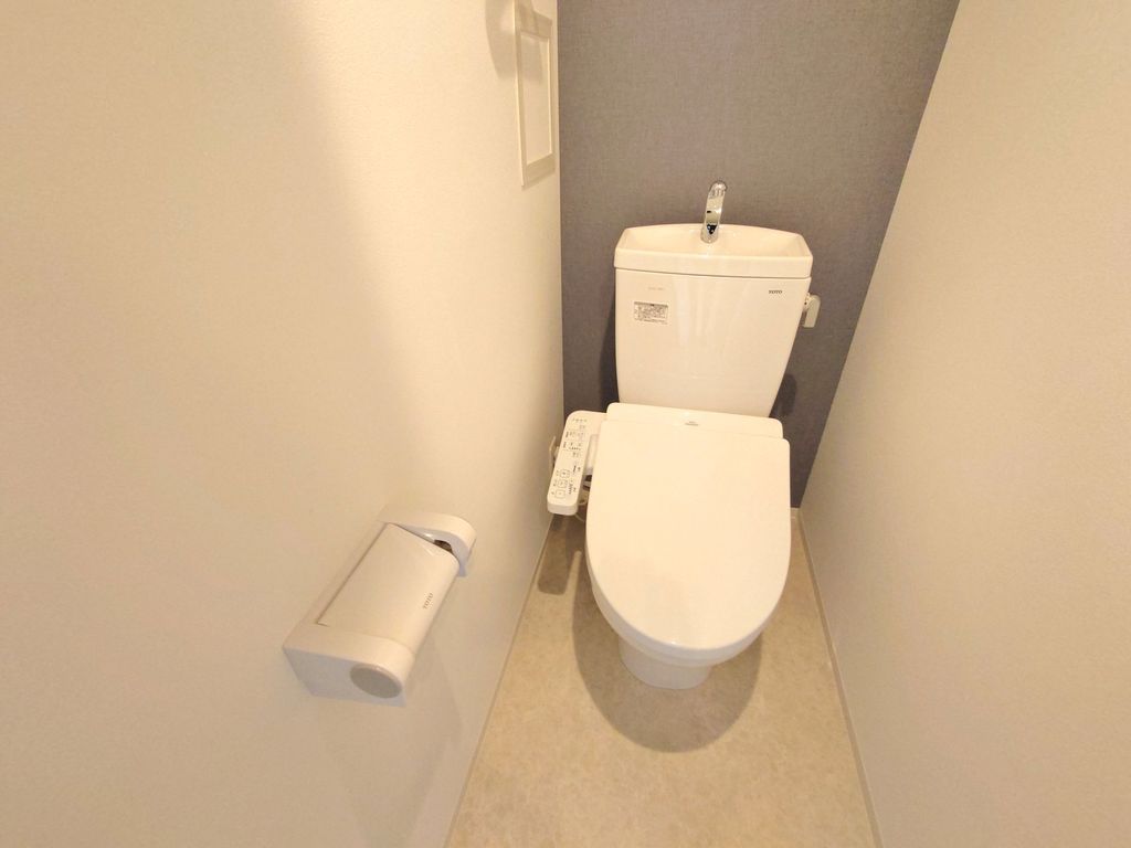 ワールドアイ大阪城EASTIIのトイレ写真