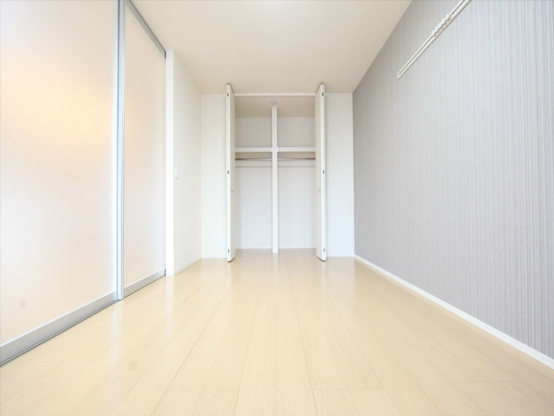 収納　洋室7.5帖　クローゼット（収納充実してます）