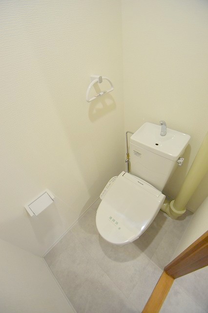 西興ビルのトイレ写真