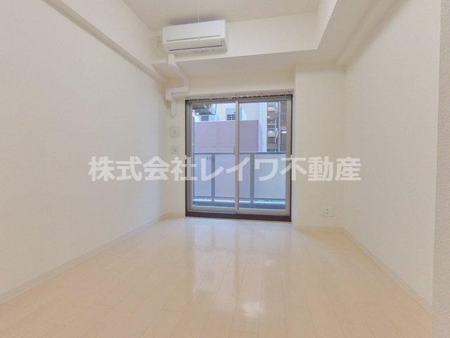 居室・リビング　コンパクトで使いやすい洋室です