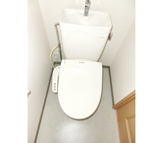 東京メトロ東西線 南砂町駅 徒歩10分 9階建 築28年のトイレ写真