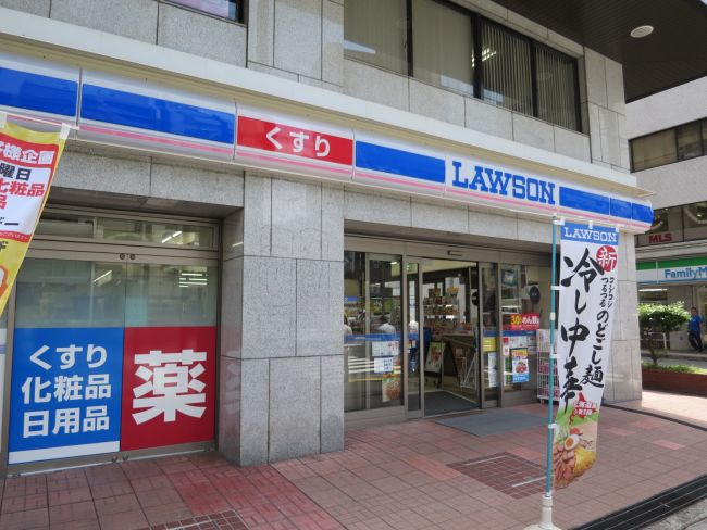 コンビニ　ローソン横浜鶴屋町店（コンビニ）まで193m