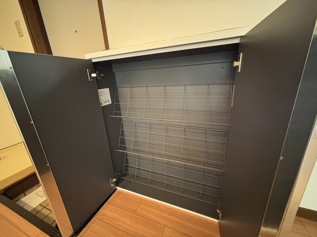 収納　シューズBOX