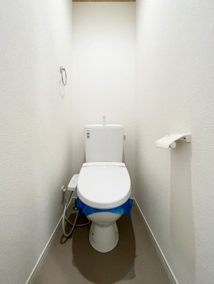 トイレ　※同施工会社別物件参考写真