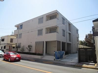 建物外観　★2015年3月築のマンションです★