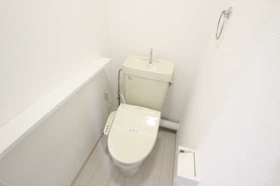 トイレ　※別部屋の写真です
