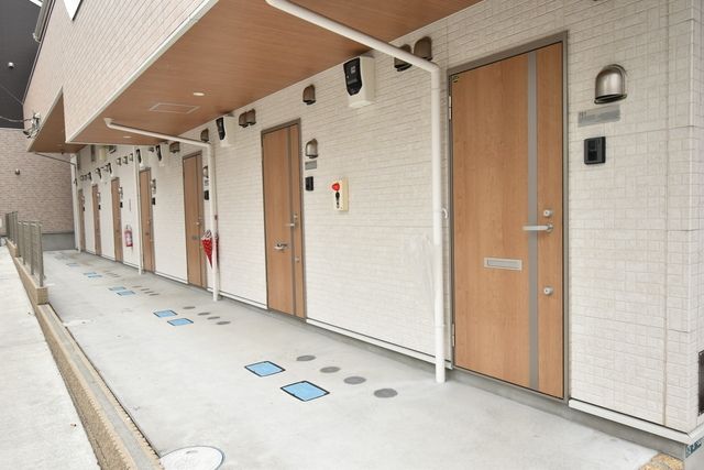 エントランス　★お問い合わせ・ご来店はタウンハウジング町田店まで★