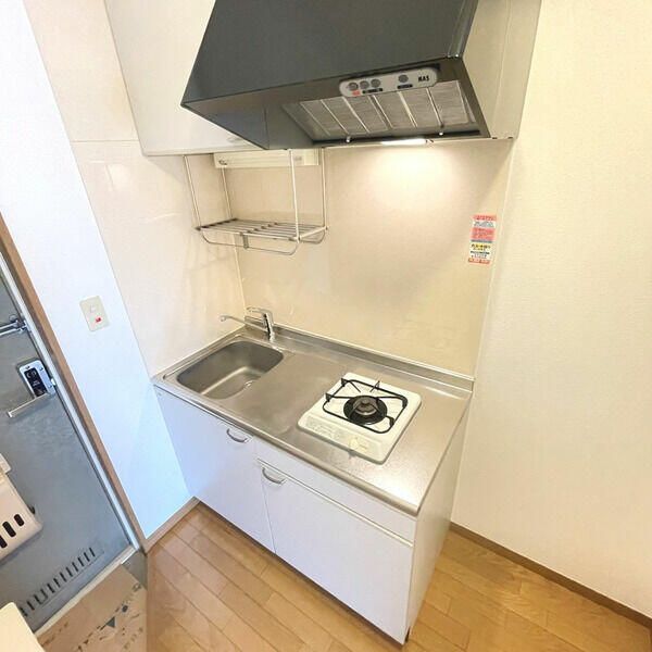 相鉄本線 希望ケ丘駅 徒歩5分 4階建 築25年のキッチン写真
