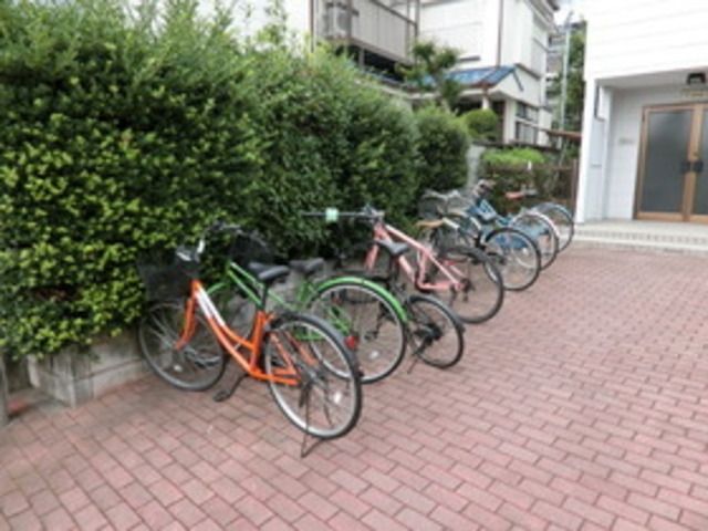 駐車場　★駐輪場★