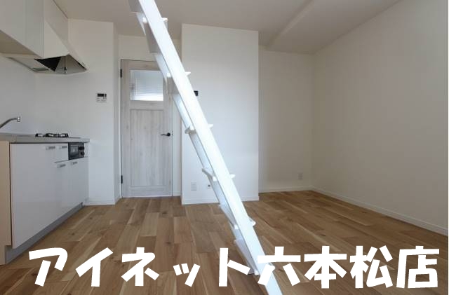 地下鉄七隈線 野芥駅 徒歩4分 2階建 築12年の居間写真