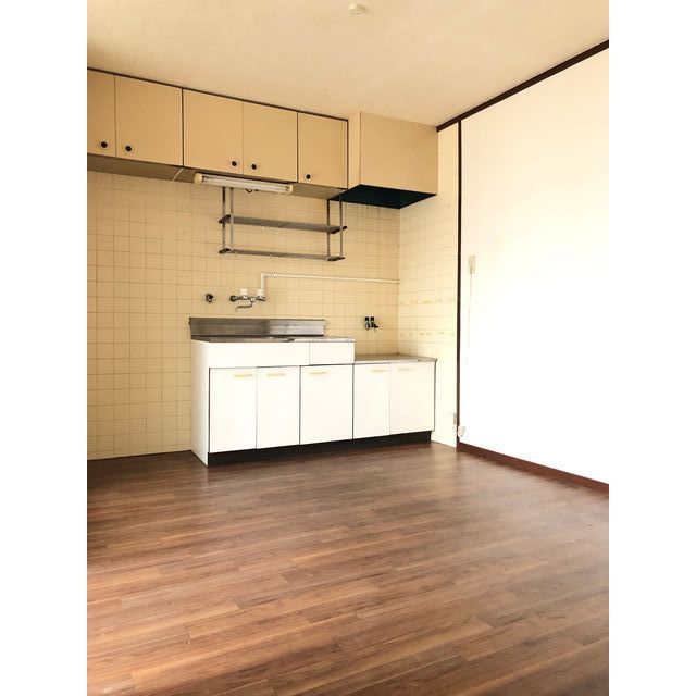 高田ビルの居間写真