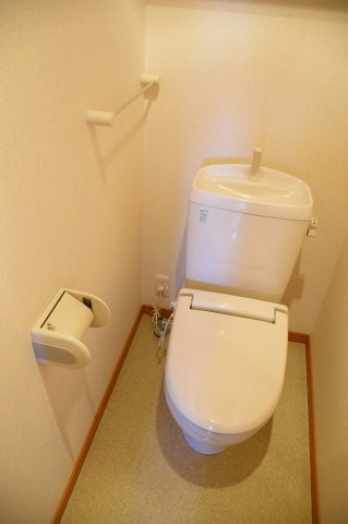 トイレ　シンプルで使いやすいトイレです