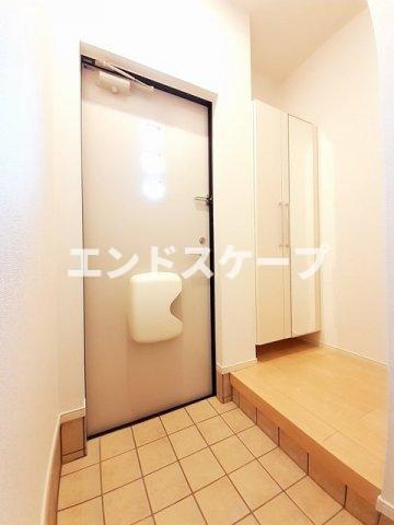 ＪＲ両毛線 前橋大島駅 徒歩4分 3階建 築10年の玄関写真