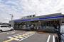 コンビニ　ローソン 寝屋川中神田町店（コンビニ）まで335m