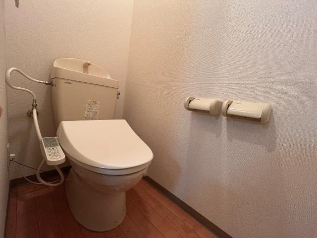 トイレ　シャワー付トイレ