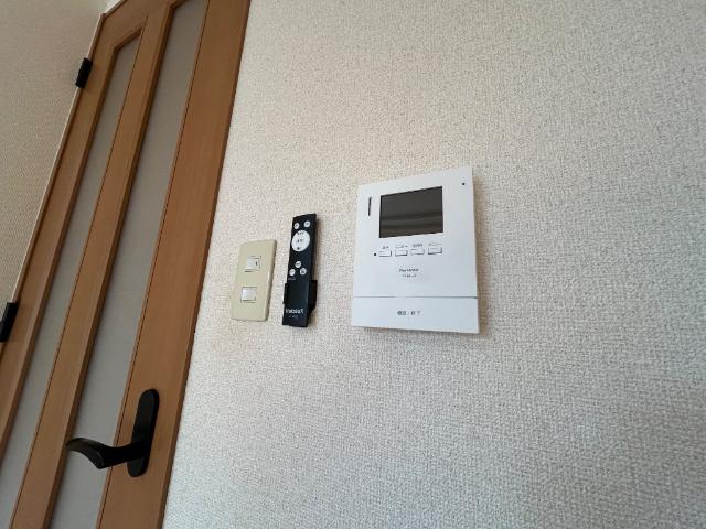 セキュリティ　カメラ付インターホン