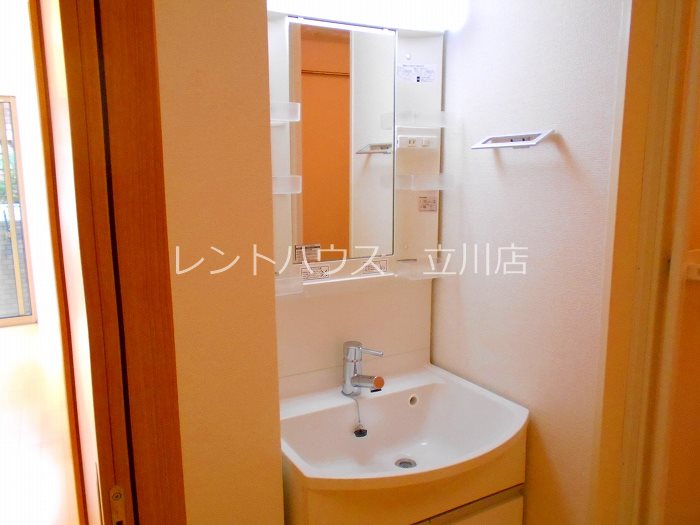 洗面設備　同建物参考写真