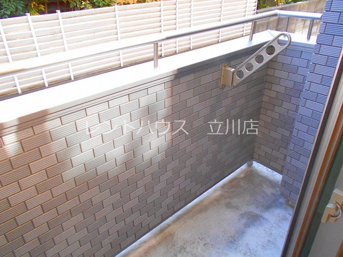 バルコニー　同建物参考写真
