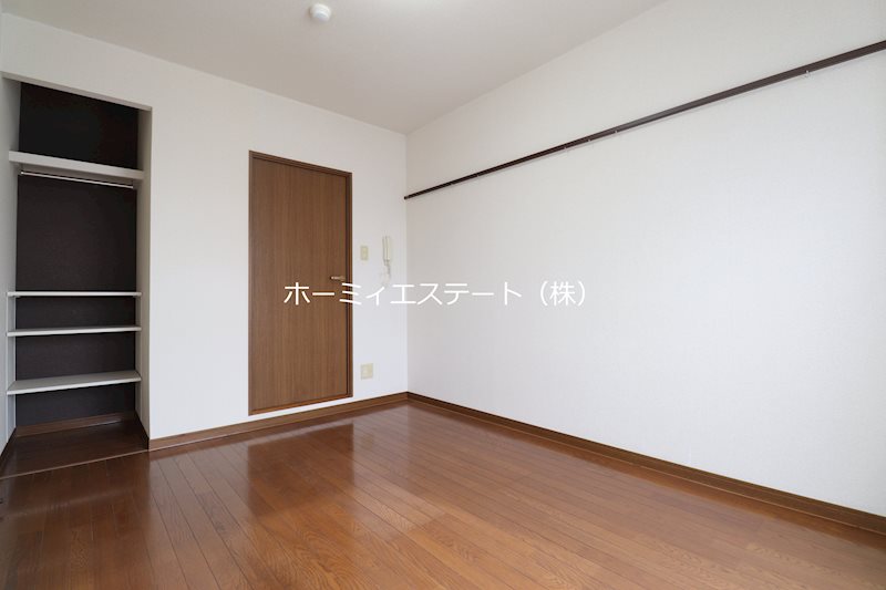 居室・リビング　洋室です♪