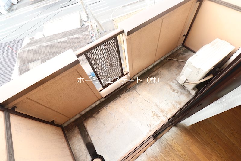 バルコニー　バルコニーです♪