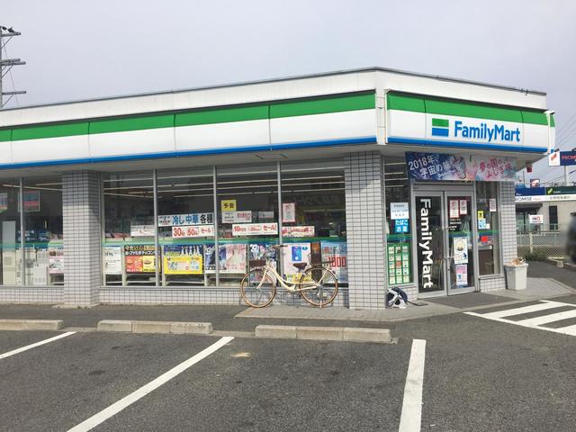 【和泉市小田町のアパートのコンビニ】