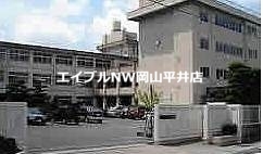 【岡山市中区福泊のアパートの小学校】