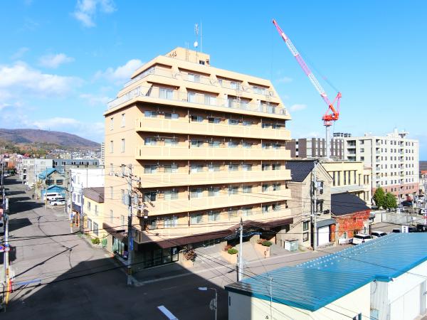 小樽市色内のマンションの建物外観