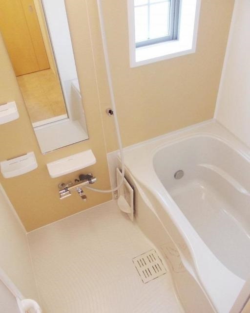 バス・シャワールーム　浴室乾燥機も付いてます