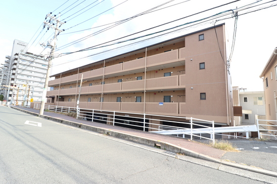 安芸郡海田町大正町のマンションの建物外観