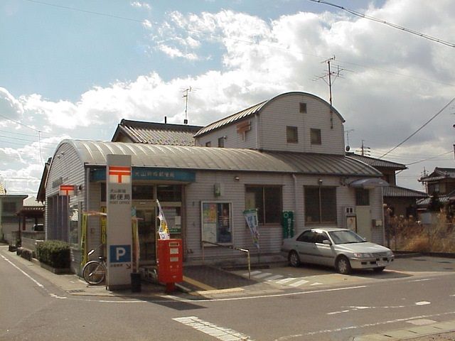 【犬山市上坂町のマンションの郵便局】