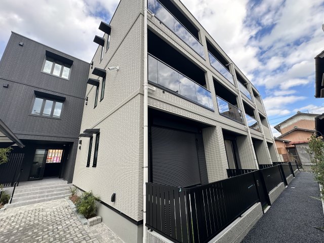 【TH-Maison Miyoshi Kamiの建物外観】