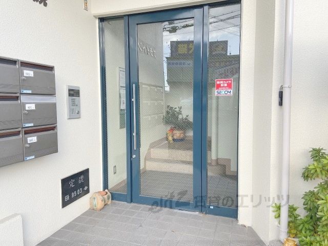 エントランス　エントランス