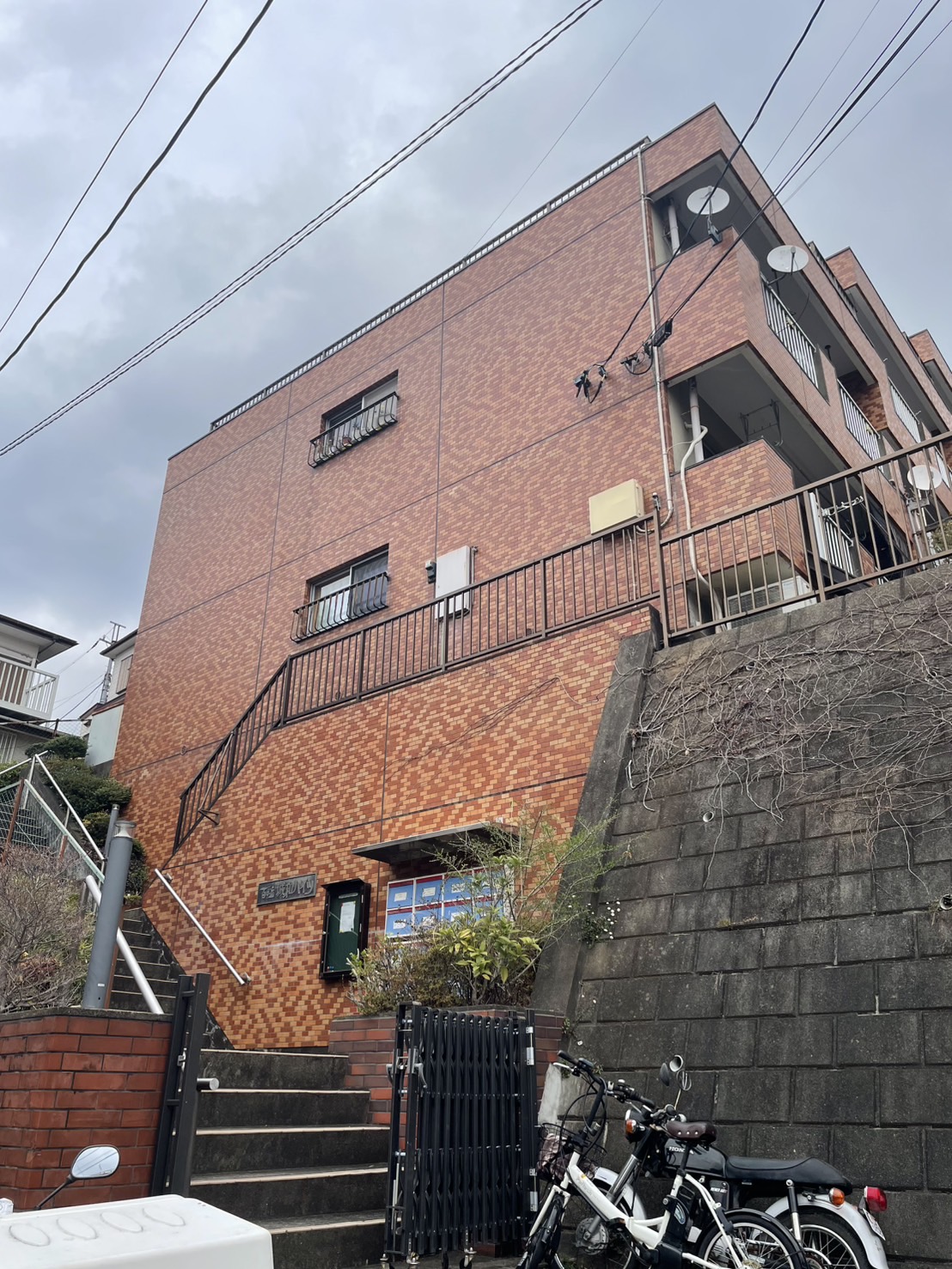 百合ヶ丘城和ハイツの外観