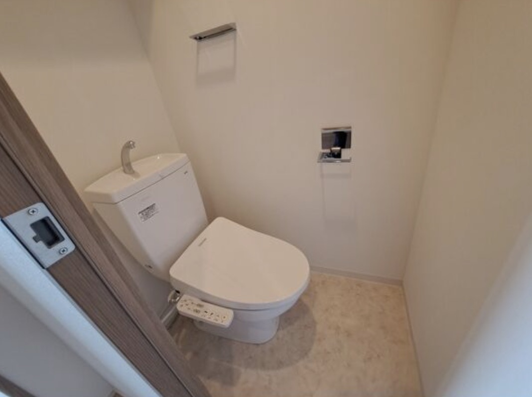 スプランディッド十三本町のトイレ写真