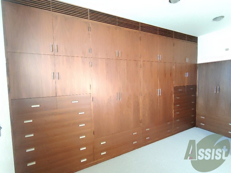 収納　収納は大きく、たくさんの物がしまえそうです。