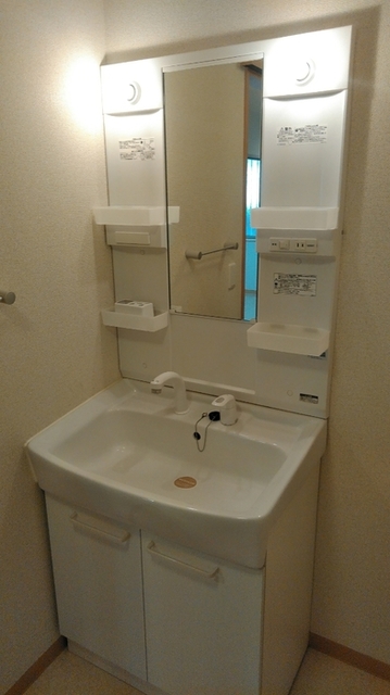 洗面設備　洗髪洗面化粧台