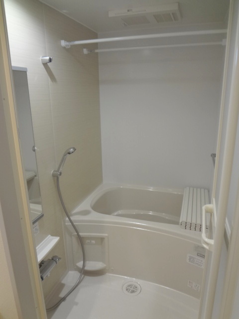 バス・シャワールーム　☆追い焚き・浴室乾燥機☆