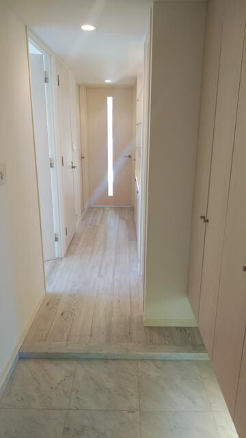 玄関　※現況優先（他部屋の資料含む場合あり）