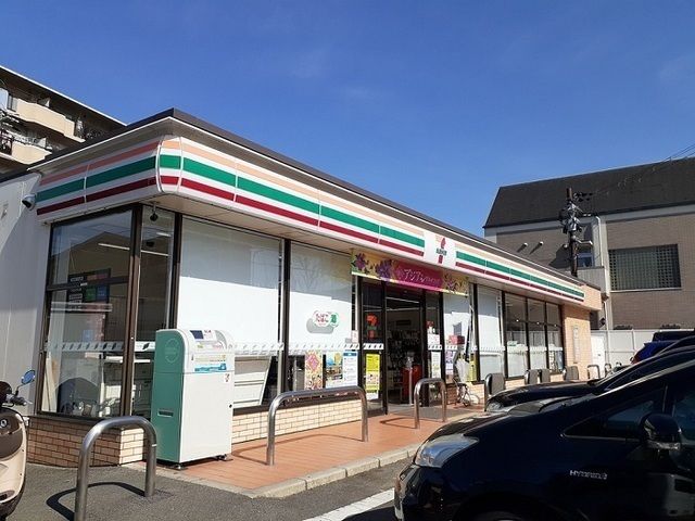 コンビニ　セブンイレブン 京都山科打越町（コンビニ）まで300m