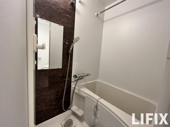 バス・シャワールーム　風呂