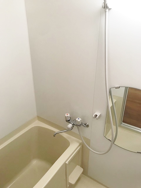 バス・シャワールーム　お風呂はユニットバスです！