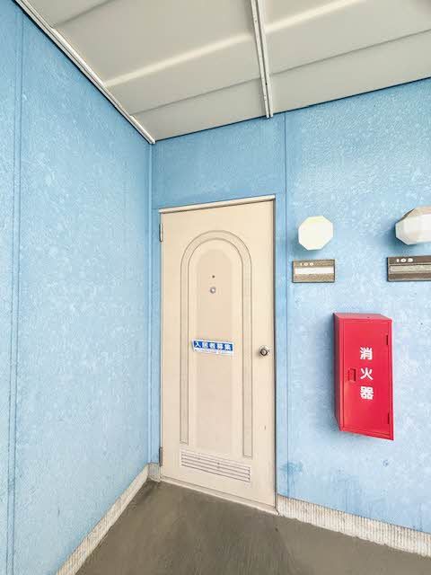 眺望　玄関扉　外観